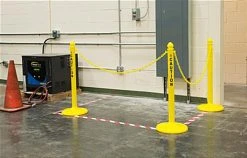 QueuePole.Outdoor Yellow Stanchion Post W/ 6.5’ Yellow Linked Chain, Caution Message -Displays2go Shop crctwsctyw.renv preview