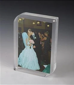 4 X 6 Acrylic Picture Frame For Tabletop Use, Box With Magnetic Closure - Clear -Displays2go Shop rpdai46acr.ra2 preview