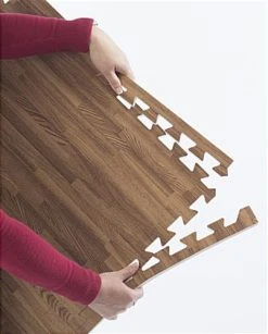 10’ X 10’ Interlocking Foam Mats, 26 Flooring Tiles - Cherry & Dark Oak Wood Grain 5 10’ X 10’ Interlocking Foam Mats, 26 Flooring Tiles - Cherry & Dark Oak Wood Grain -Displays2go Shop wommdolo ra5 preview